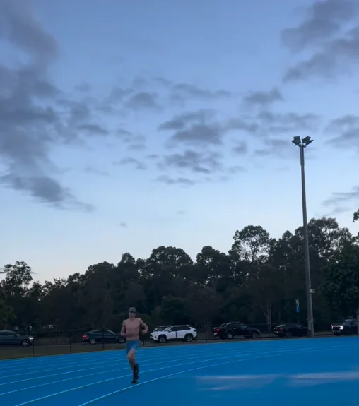 Wavell Heights runner preparing